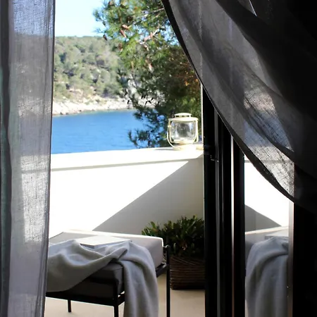 Vila Seafront Marella Milna (Brac)
