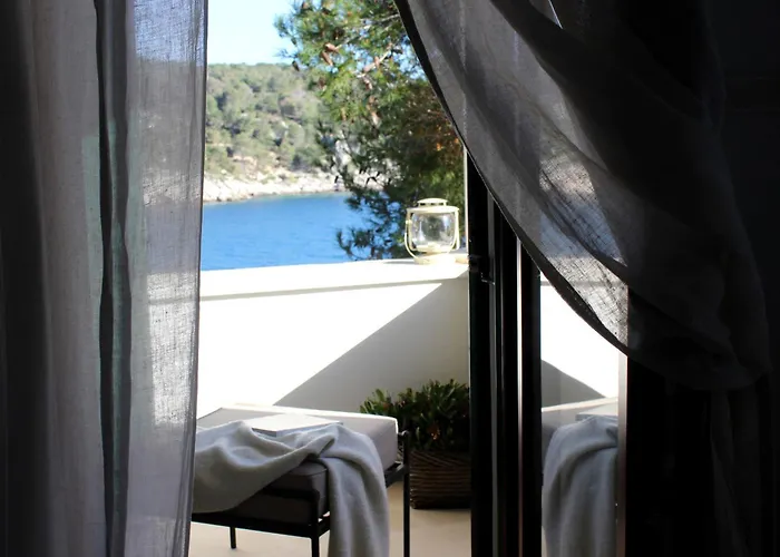 Villa Seafront Marella Milna (Brac)